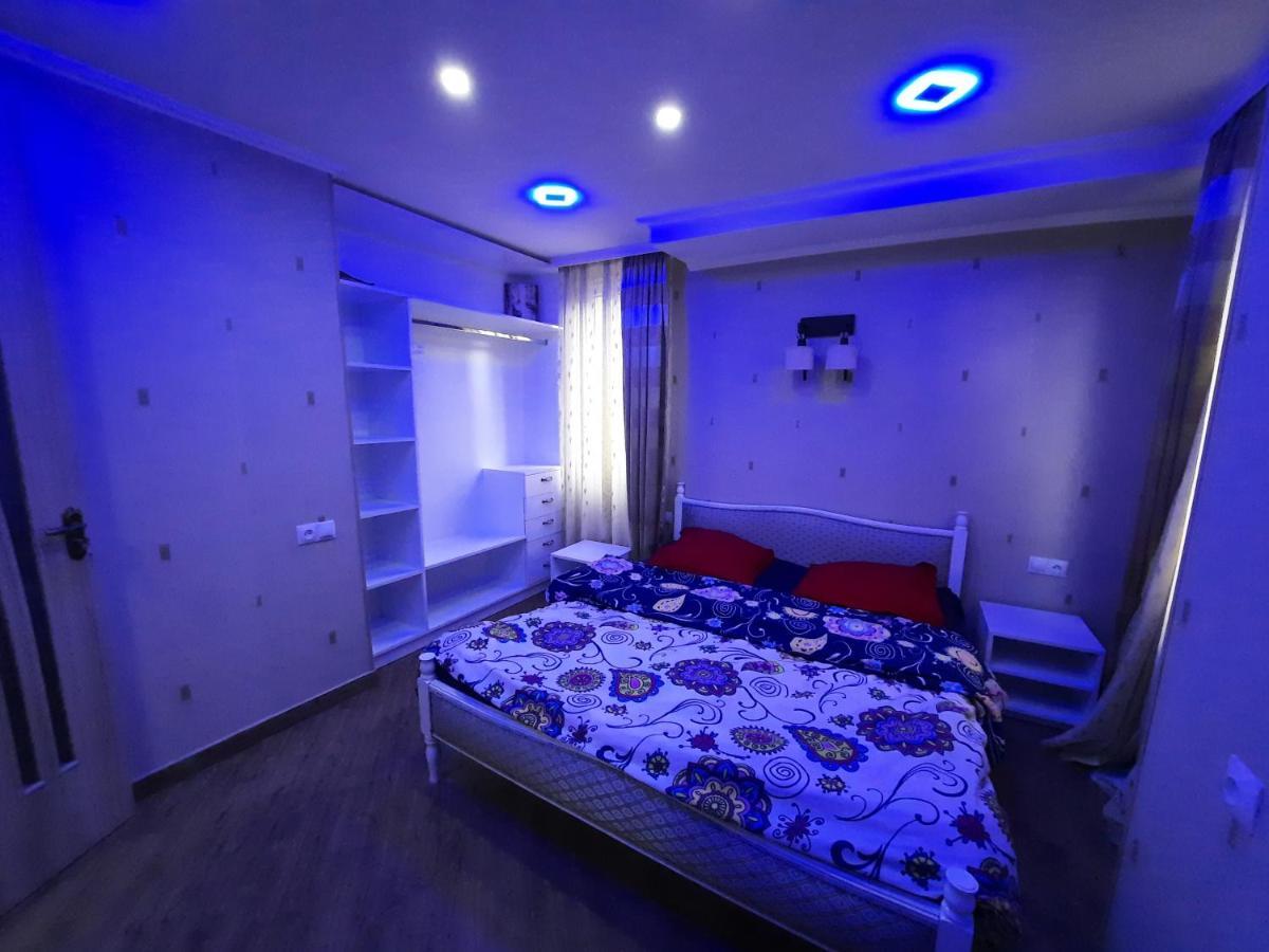 G&M Apartment Tbilisi Bagian luar foto